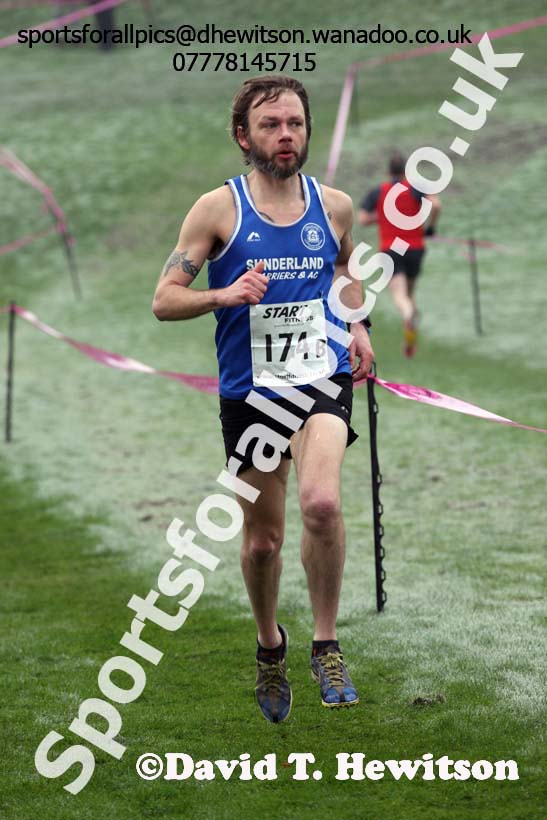 Veterans race, Durham Cathedral Cross Country Relays. Photo: David T. Hewitson/Sports for All Pics